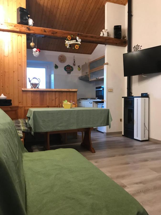 A Casa Di Ale Lägenhet Bagni San Filippo Exteriör bild