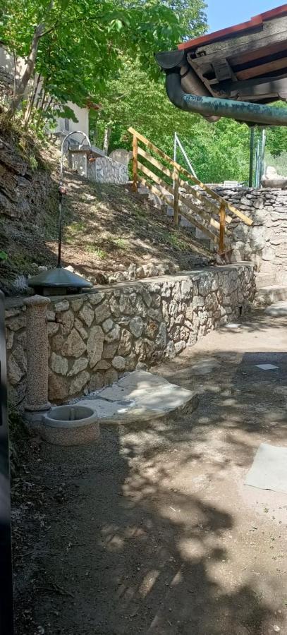 A Casa Di Ale Lägenhet Bagni San Filippo Exteriör bild